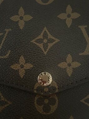 Crossbody purse